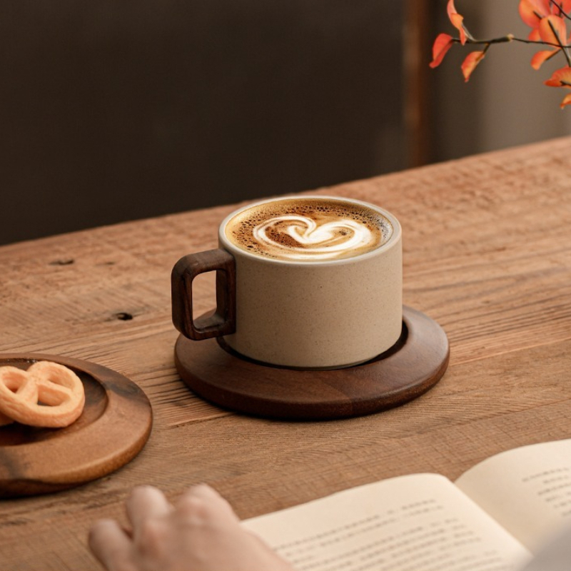 고풍스러운 스타일의 흙으로 만든 머그컵 세트, 나무 받 - Coffee Tea Name 리뷰 및 가격